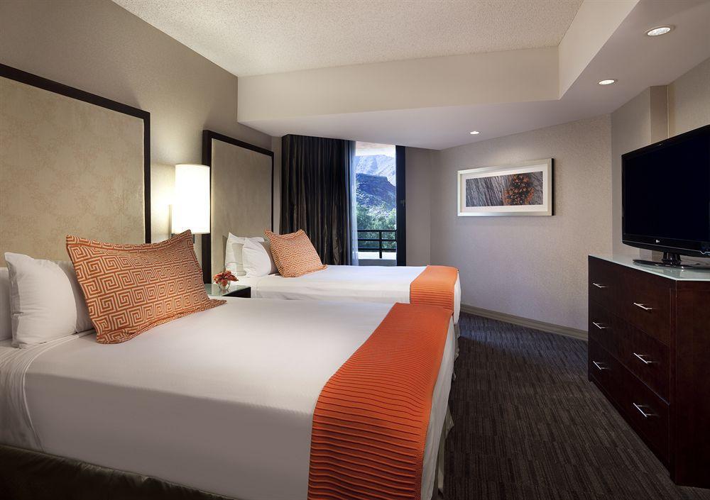 Hyatt Palm Springs Hotel Room photo